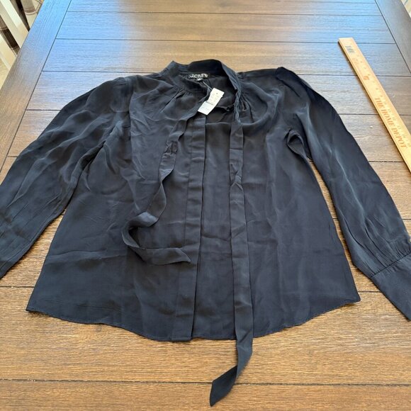 J. Crew Tie-neck top in crepe de chine Size 2 - Picture 5 of 10